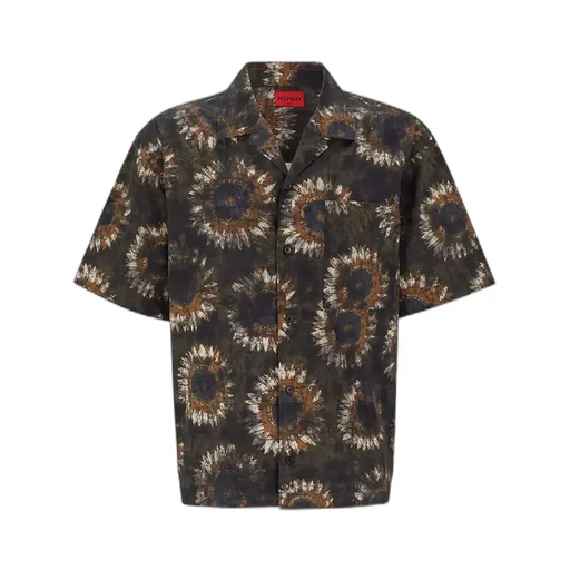 Short-Sleeved Shirt
