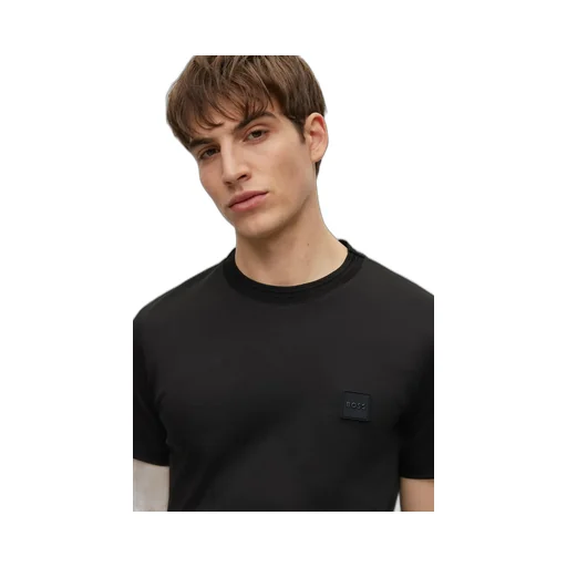 Short-Sleeved T-Shirt