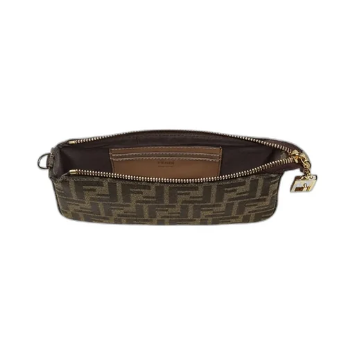 Fendi Logo Detailed Zipped Shoulder Bag
