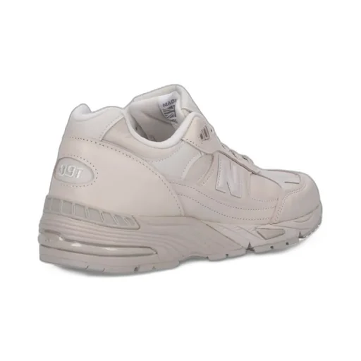 Round Head Special Sneaker