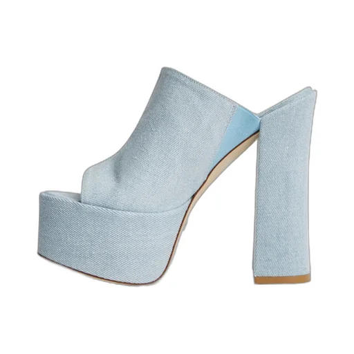 Open Toe Cover Wearing High Heeled Sandals