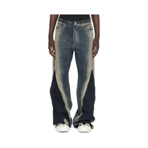 High-Waisted Jeans