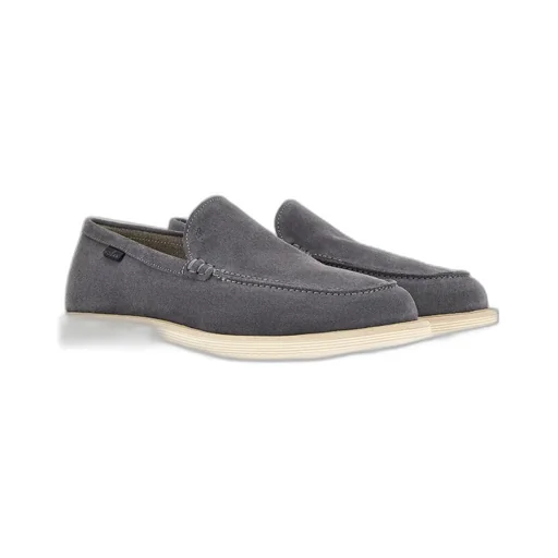 H616 Love Shoes