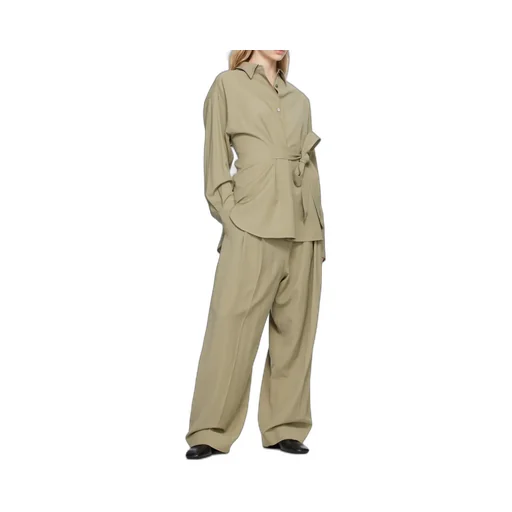 Long-Sleeved Strap Shirt