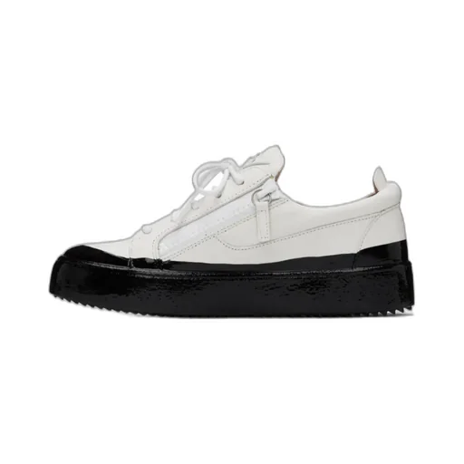 Frankie Match Low-Cut Sneakers