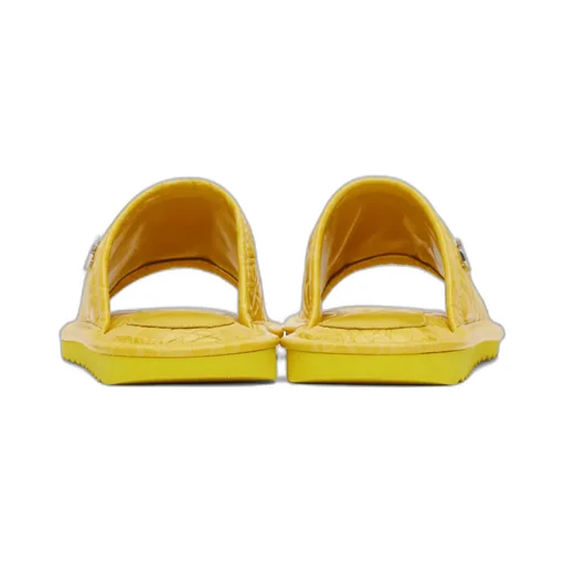Ari Flat Sandals