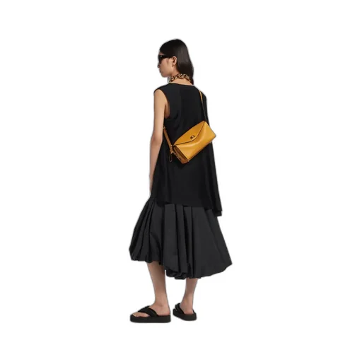 Le 7 Shoulder Bag Medium