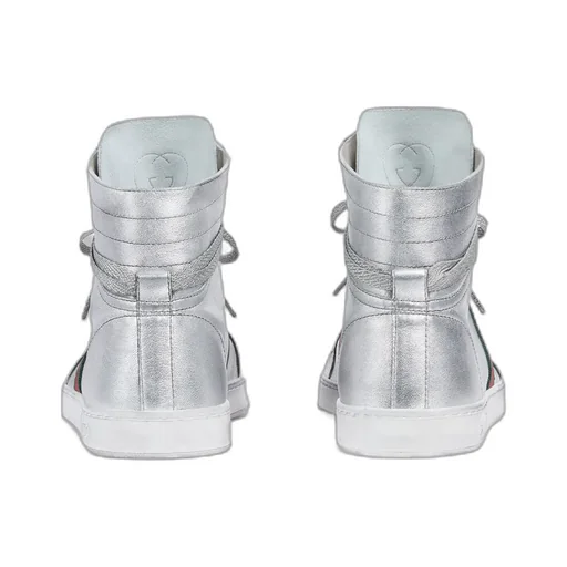 Stretch High-Top Trainer