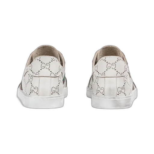Stretch Low-Top Trainer