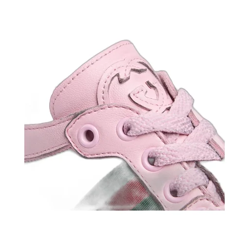 Stretch Low-Top Trainer