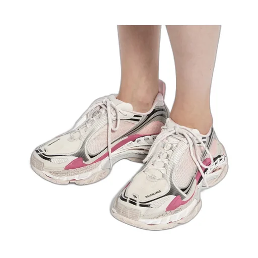 Triple S.2 Gradient Sneaker