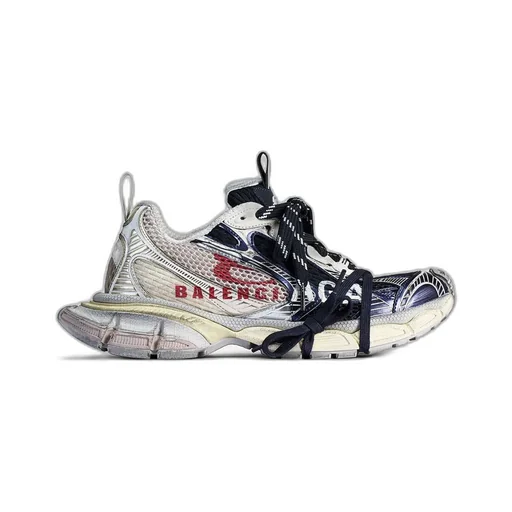 3Xl Split Logo Sneaker