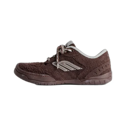 Hamptons Suede Sneaker