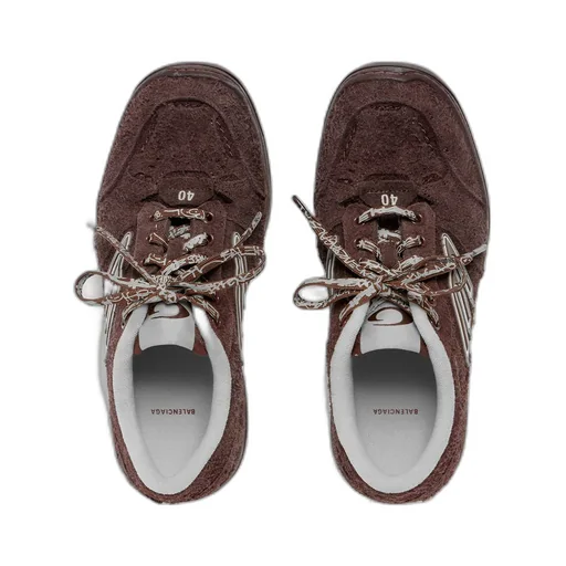 Hamptons Suede Sneaker