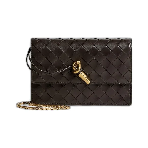 Andiamo Pouch On Chain