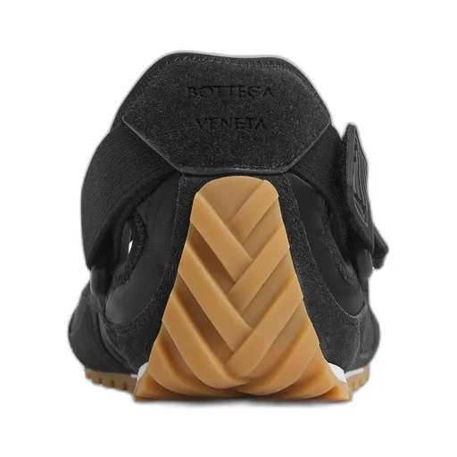 Orbit Flash Sneaker