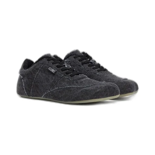 Anatomic Canvas Sneaker