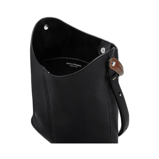 Dress-Age Hobo