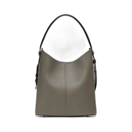 Dress-Age Hobo