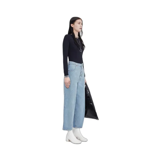 Mid-Rise Cropped Jeans