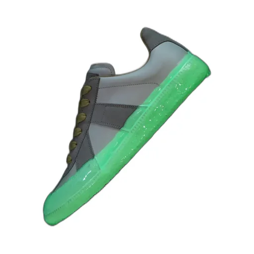 Replica Glow