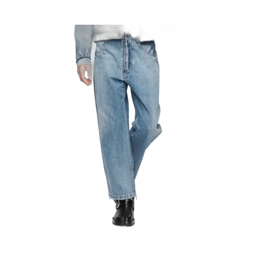 Straight-Leg Cropped Jeans