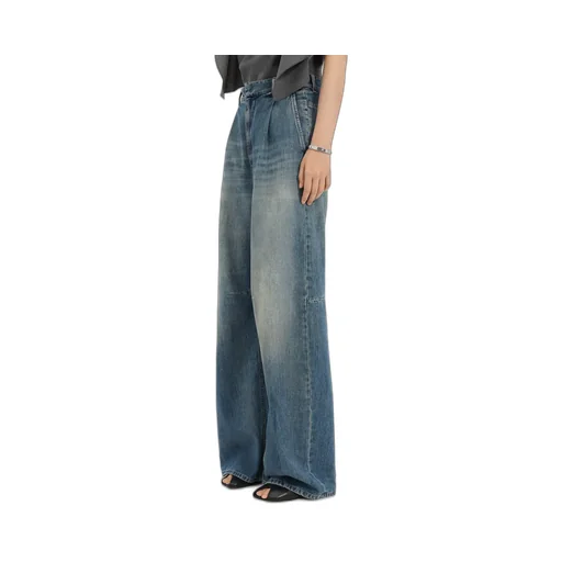 Wide-Leg Jeans
