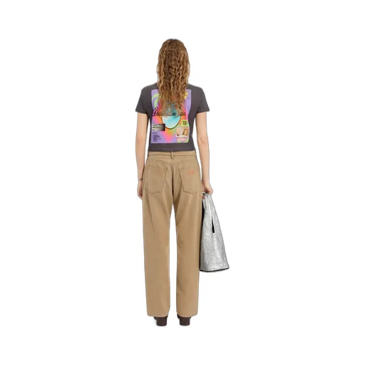 Wide-Leg Jeans
