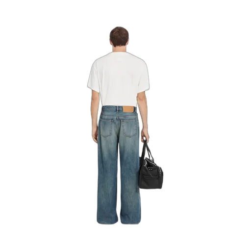 Wide-Leg Jeans