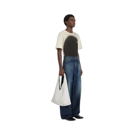 Wide-Leg Jeans