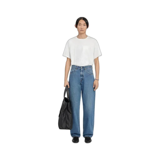 Wide-Leg Jeans