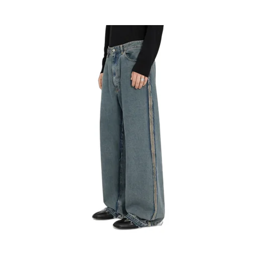 Wide-Leg Jeans
