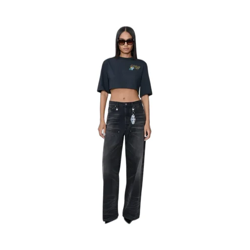 Women - Chateau Keys Cropped Tee - Black