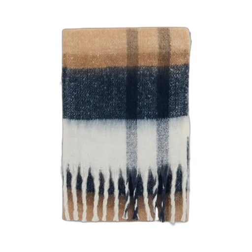Isla Tartan Boucle Scarf