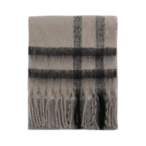 Isla Tartan Boucle Scarf