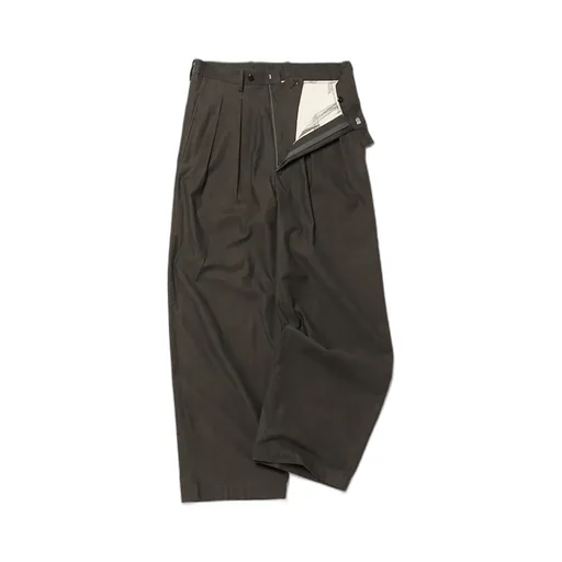 Tucked Baggy Pants