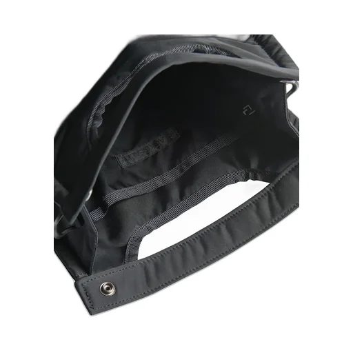 Black Beauty - Box Tote