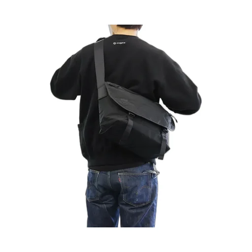 Black Beauty - Messenger Bag