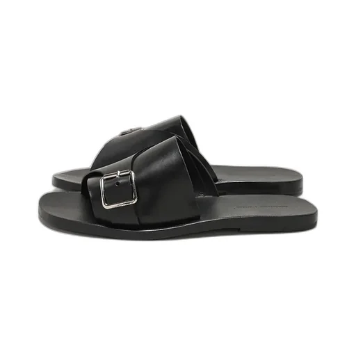 Mia Fasa - W Buckles