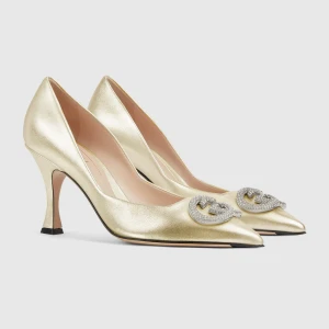 Pump With Crystal Interlocking G