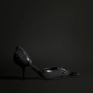 Savoy Pump