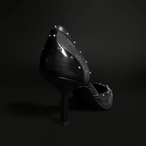 Savoy Pump