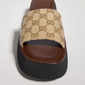 Flatform Slide Sandal