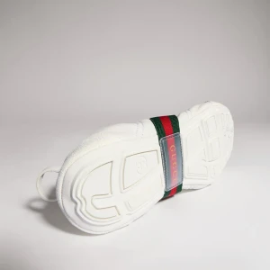 Flex Sneaker
