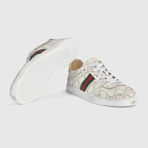 Stretch Low-Top Trainer