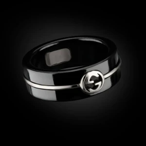 Gucci Interlocking Corundum Ring