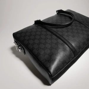 Gucci Essence Classic Medium Briefcase