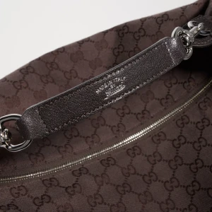 Brera Medium Crossbody Bag