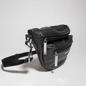 Gucci Tag Medium Crossbody Bag