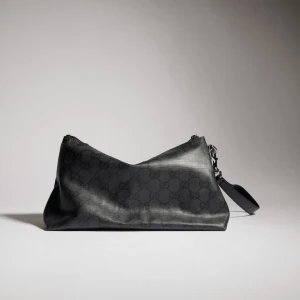 Gucci Essence Classic Small Pouch